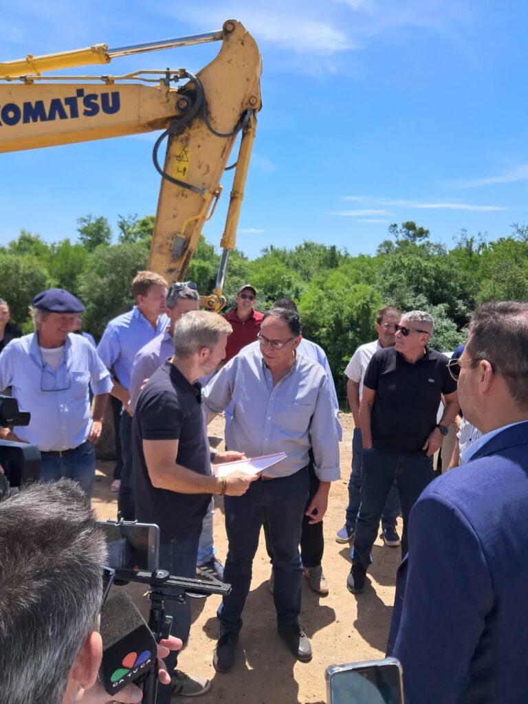 Puede ser una imagen de texto que dice "OMATSU (피트 eme"