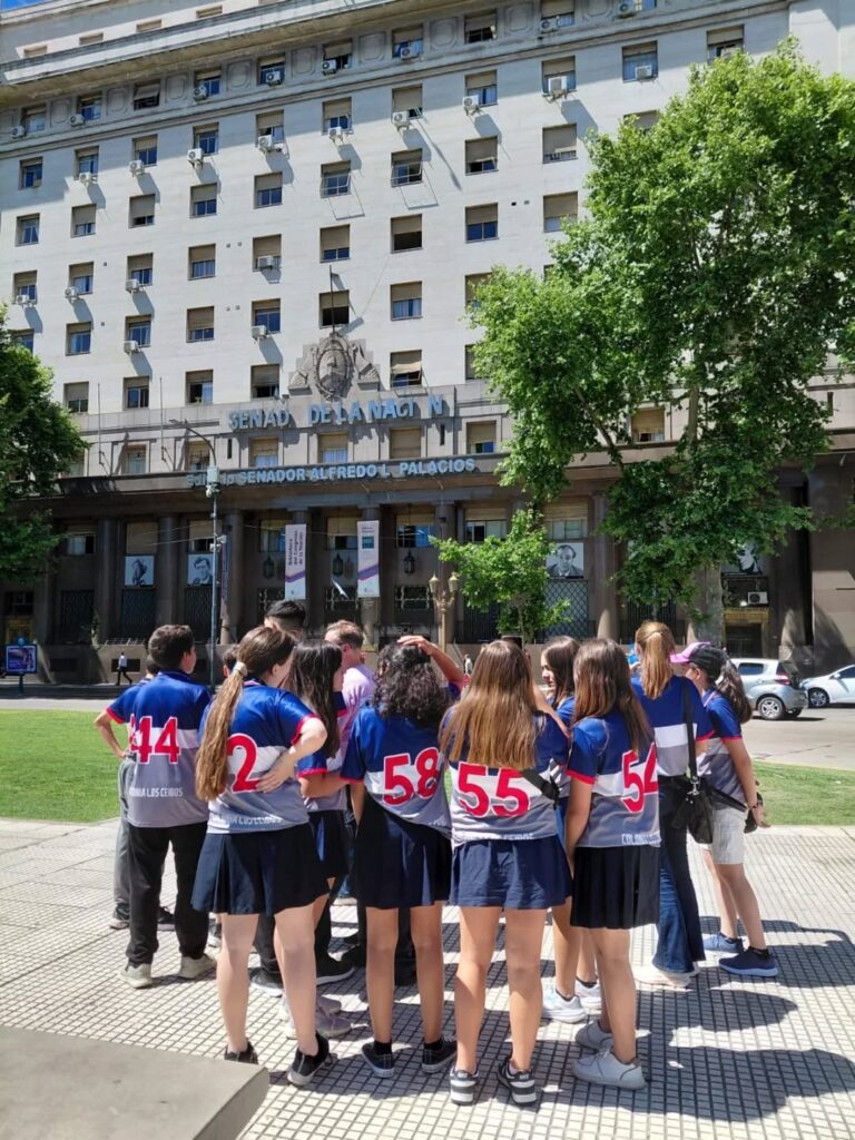 Puede ser una imagen de texto